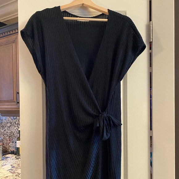 Black wrap dress - Picture 2 of 2